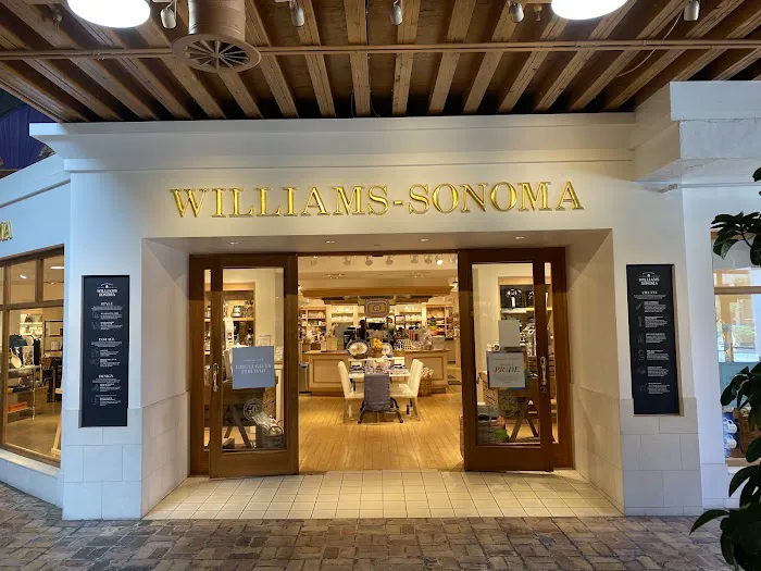 Williams-Sonoma 4