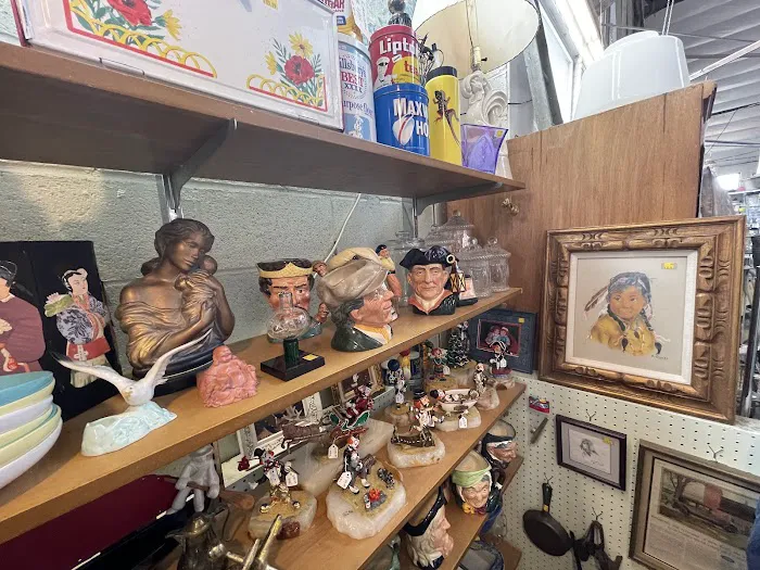 Capital City Antique Mall 4