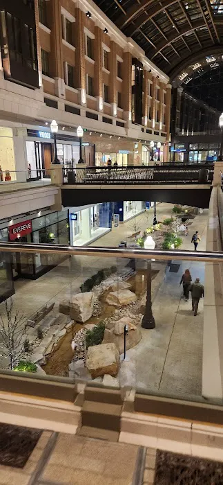 Macy's 9
