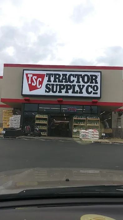 Tractor Supply Co. 0