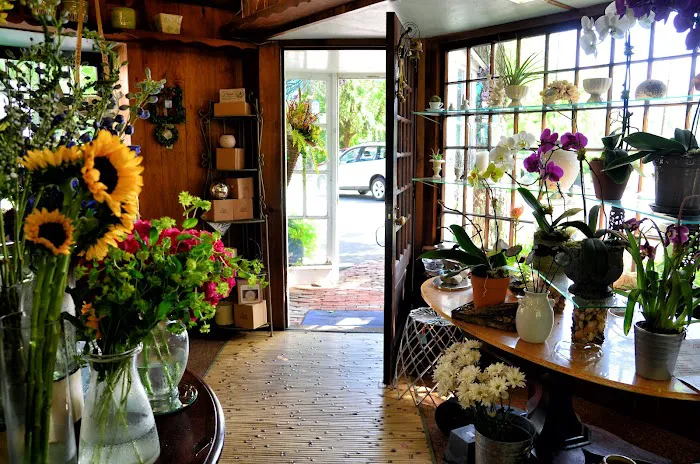 Guilford White House Florist 6