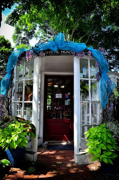 Guilford White House Florist 8