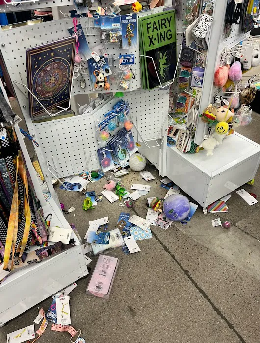 Five Below 4
