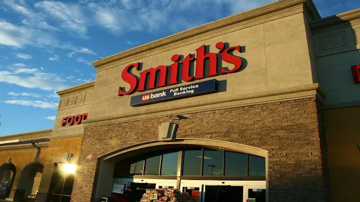 Smith's 2