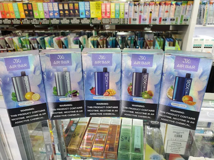 D’s Smoke Shop 3