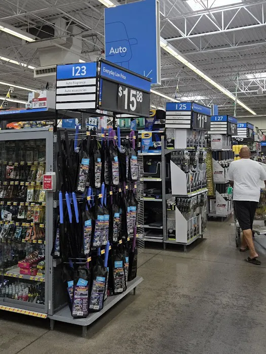 Walmart Supercenter 1