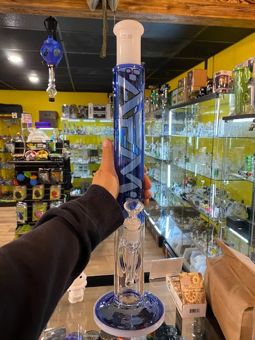 Urban Chaos Smoke Shop 5