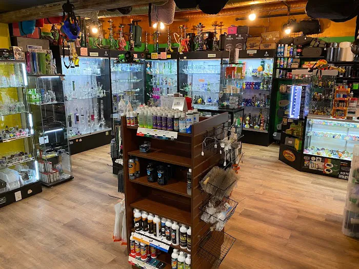 Urban Chaos Smoke Shop 6
