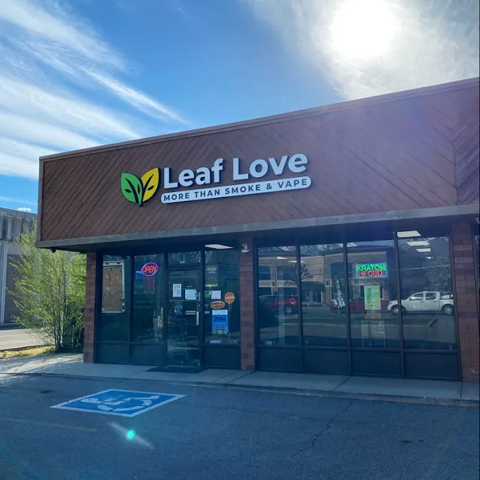 Leaf Love - Sandy 0