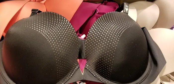 Victoria's Secret & PINK by Victoria's Secret 4