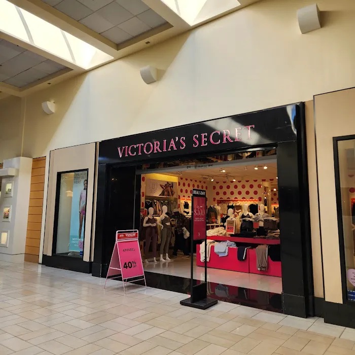 Victoria's Secret & PINK by Victoria's Secret 5