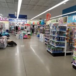 Five Below ico