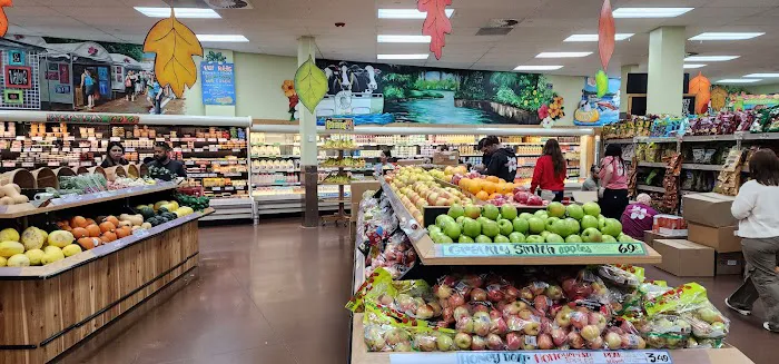 Trader Joe's 4