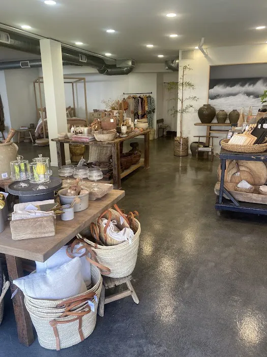 Canteen Lifestyle and Design 3