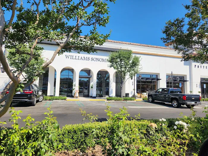 Williams-Sonoma 5