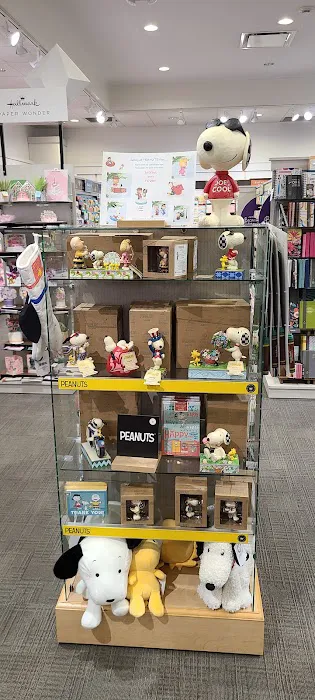 Jan's Hallmark Shop 6