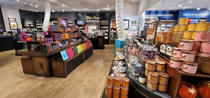 Bath & Body Works 4