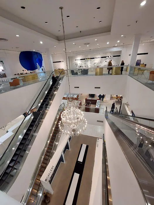 Saks Fifth Avenue 1