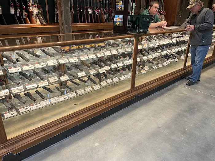 Bass Pro Shops 4