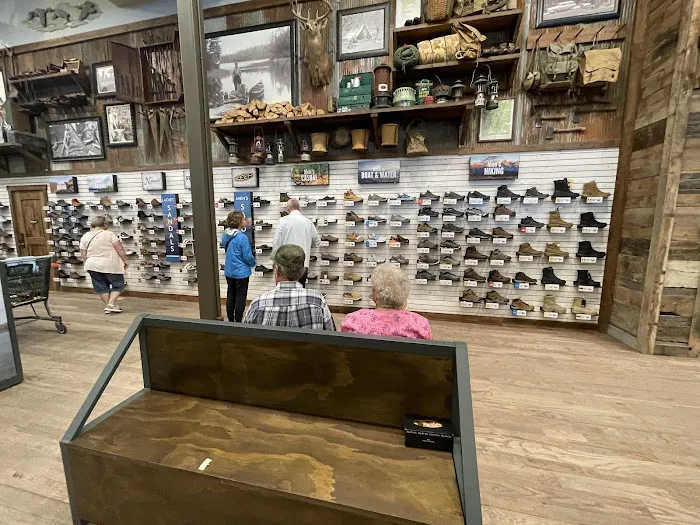 Bass Pro Shops 1