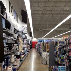 Five Below ico