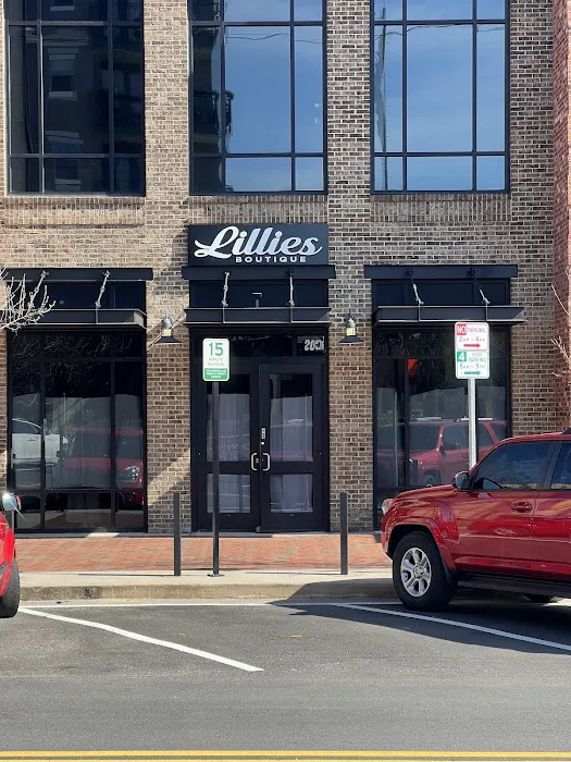 Lillies Boutique 4