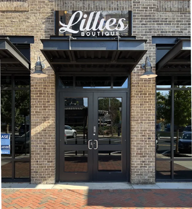 Lillies Boutique 9