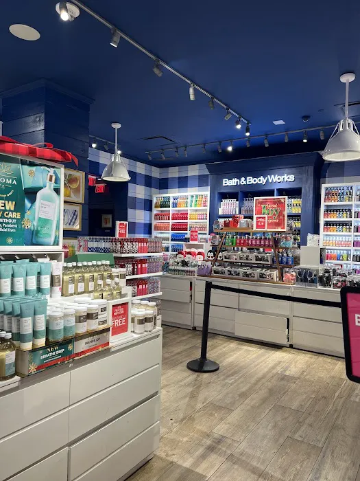 Bath & Body Works 1