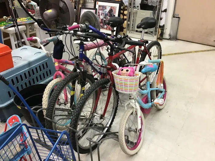 Angel View Resale Store - Temecula 2