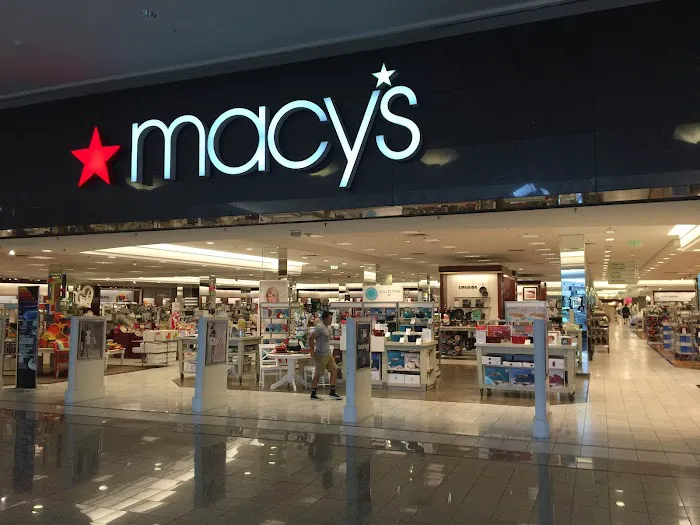 Macy's 4