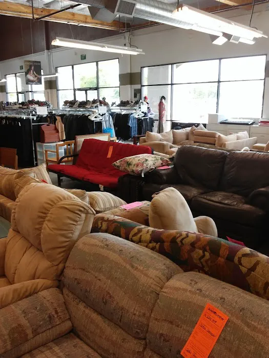 Angel View Resale Store - Hemet 5