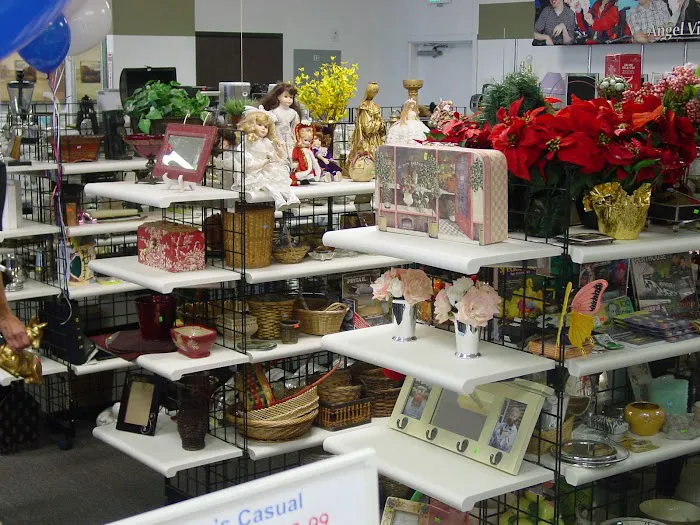 Angel View Resale Store - Hemet 9