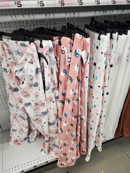 Five Below 4