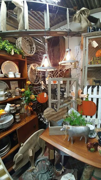 Fourth Street Antiques 2