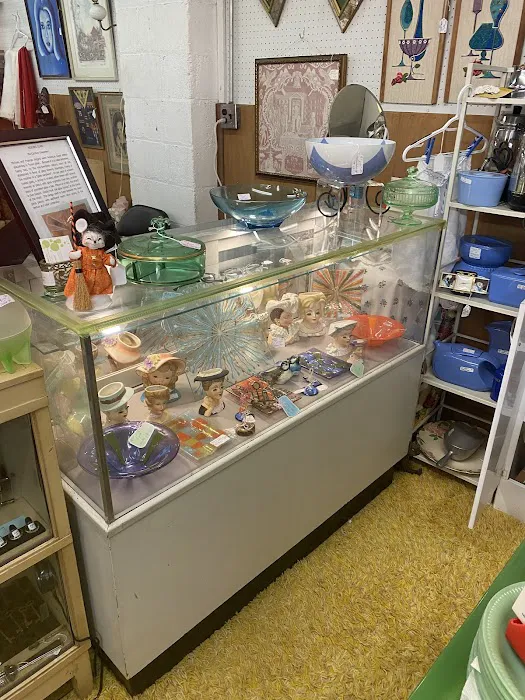 Main Street Antique Center 1
