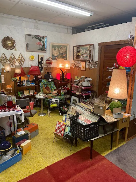 Main Street Antique Center 0