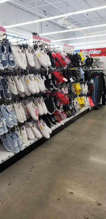 Five Below 5