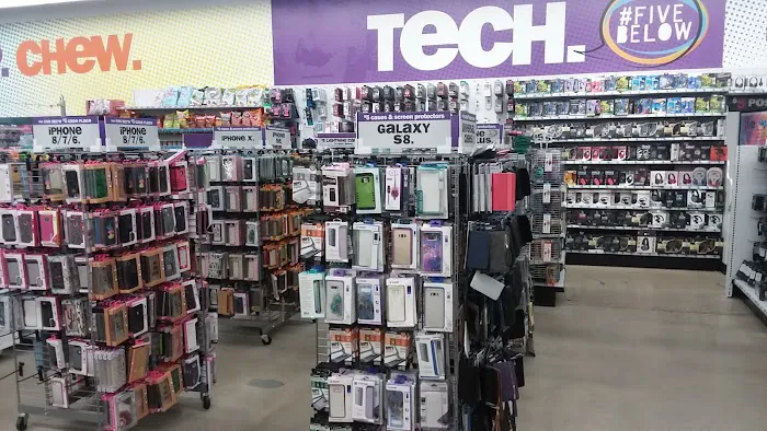 Five Below 0