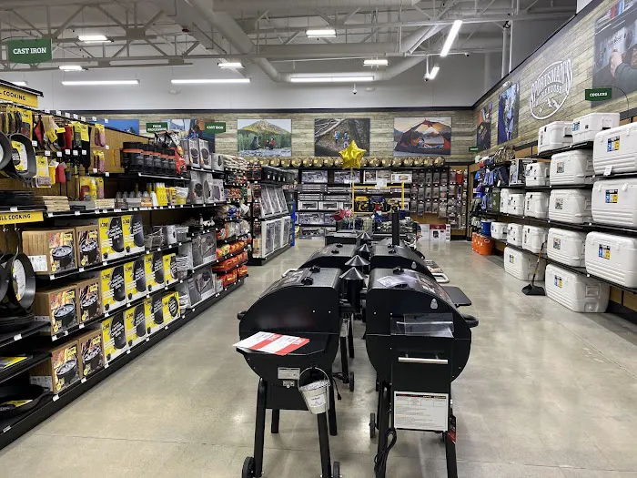 Sportsman's Warehouse 4