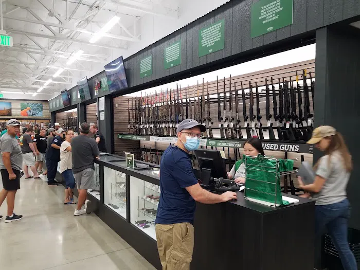 Sportsman's Warehouse 5