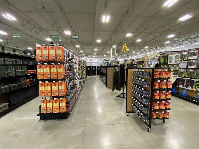 Sportsman's Warehouse 1