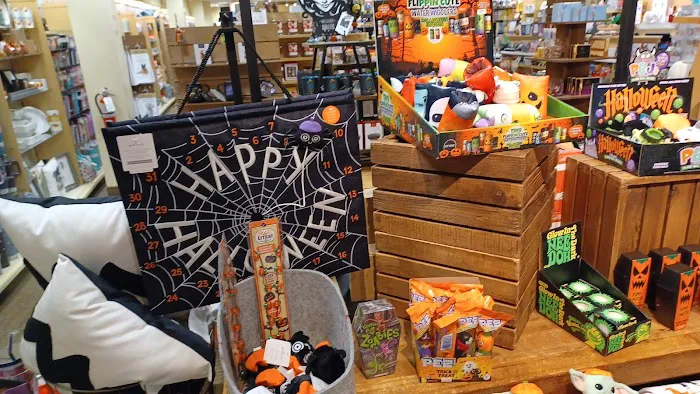Amy's Hallmark Shop 6