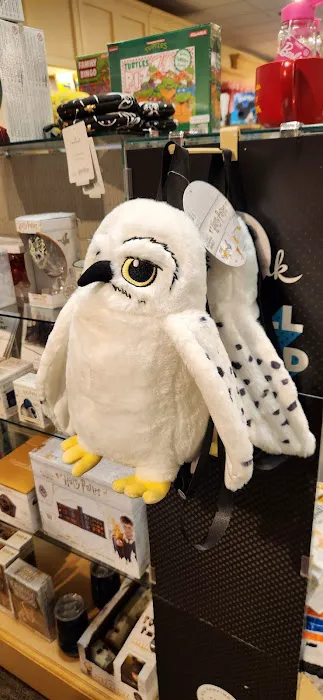 Amy's Hallmark Shop 4