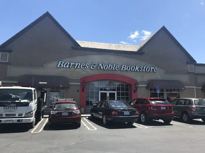 Barnes & Noble 2