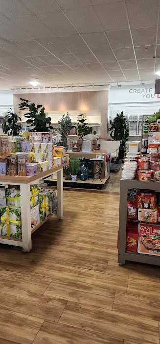 T.J. Maxx & HomeGoods 5