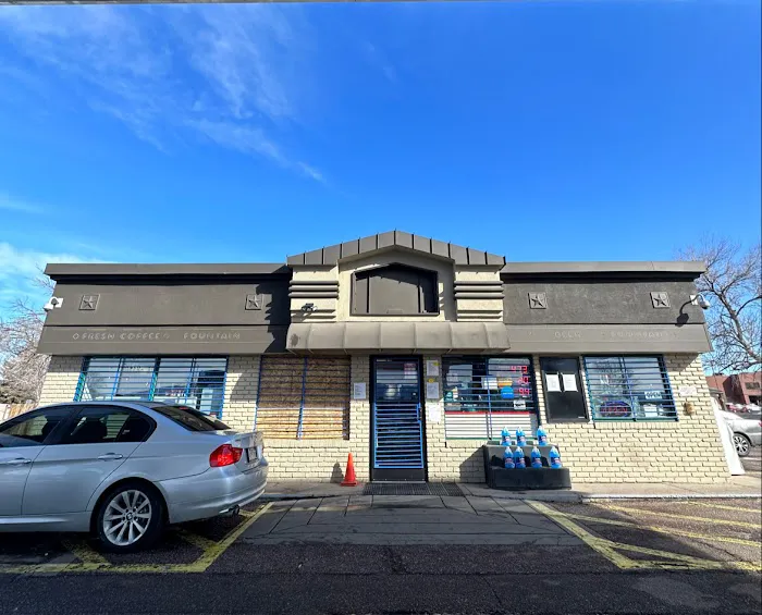 Academy smoke/vape Shop ( inside valero gas station) 3