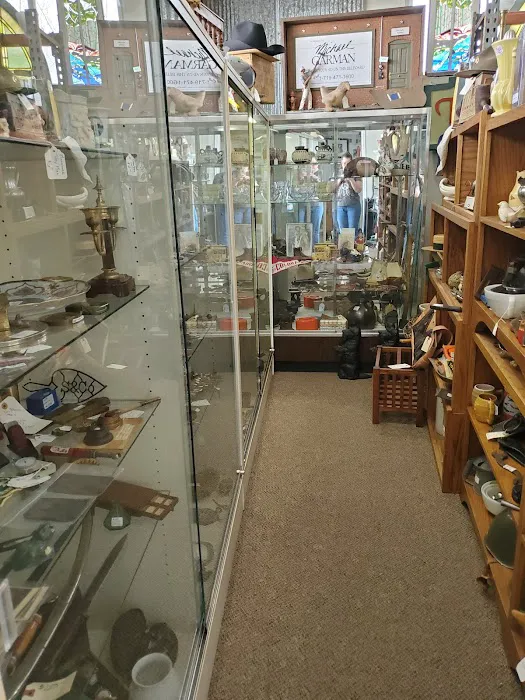 Downtown Treasure Marketplace 9
