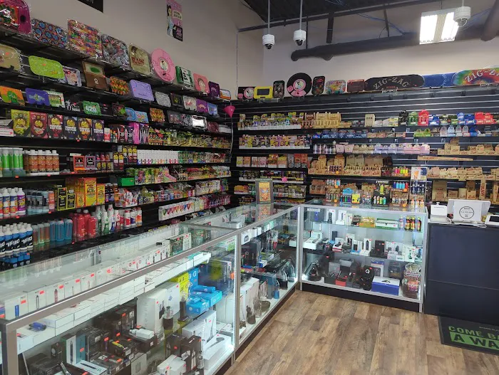 STASH SMOKES & VAPES 6