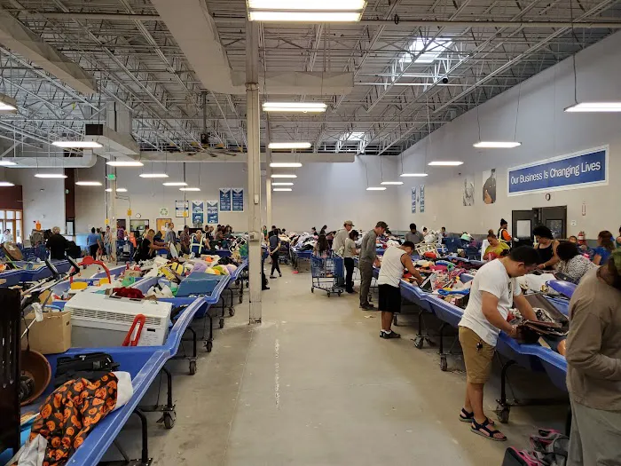Goodwill Outlet and Donation Center 7