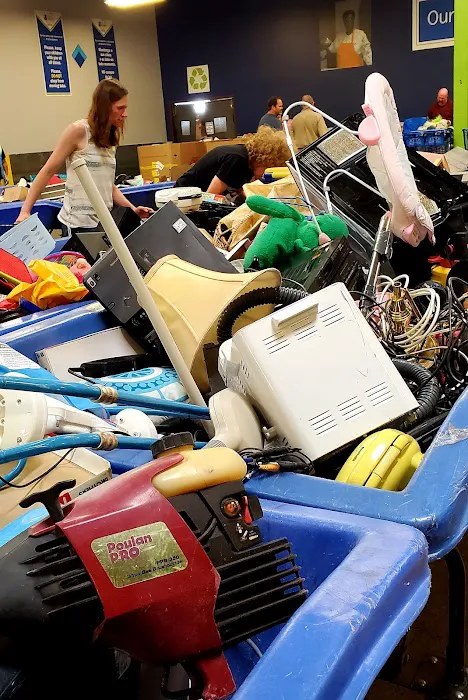 Goodwill Outlet and Donation Center 4